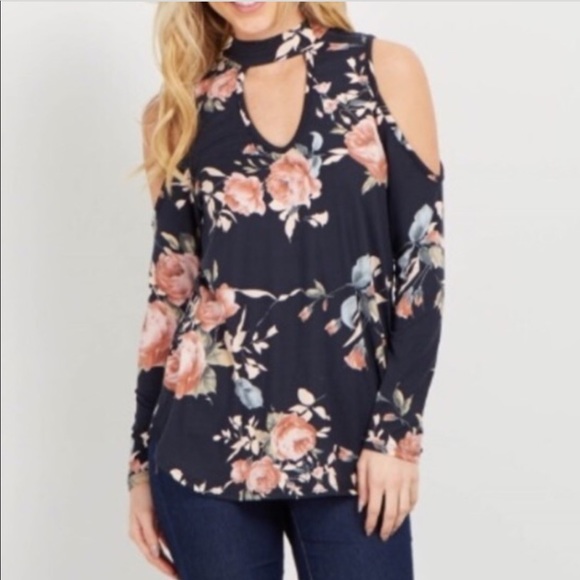 VGUC Small Chili n Lime Black Floral Keyhole Top! - Picture 7 of 8